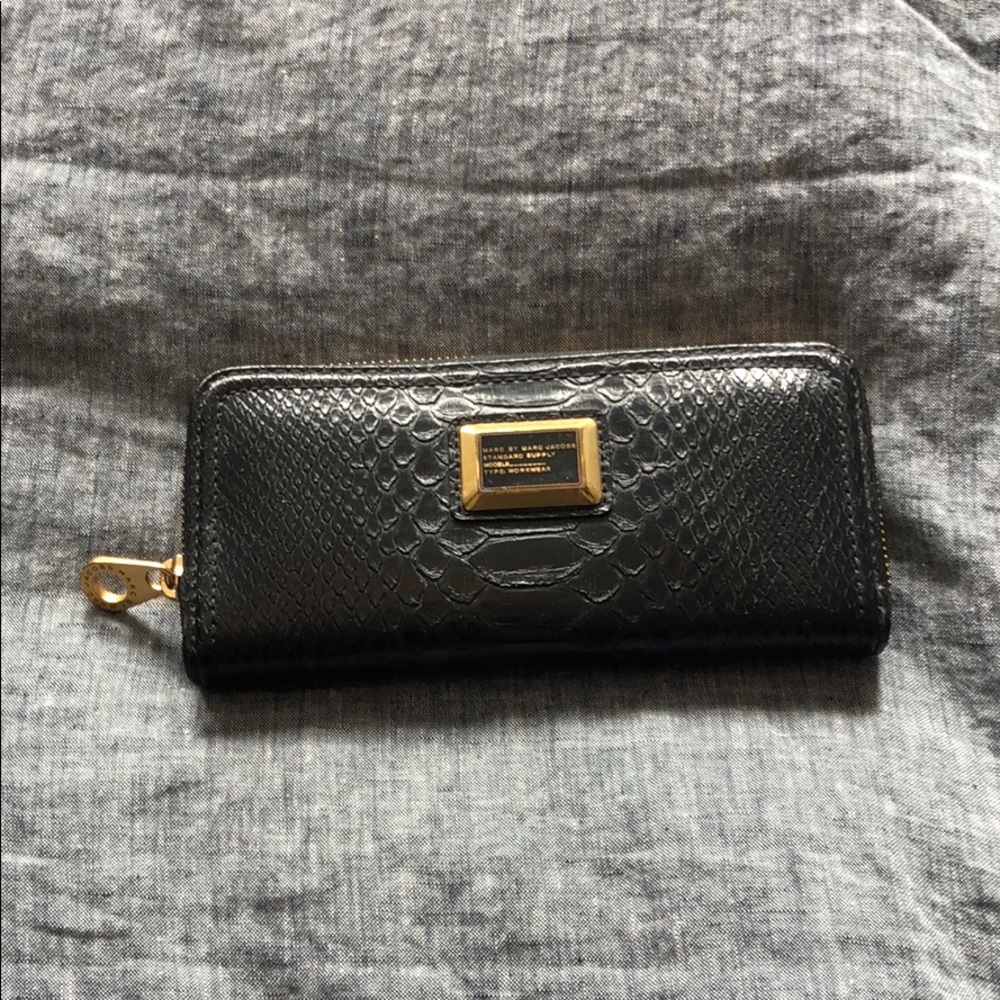 Marc Jacobs wallet